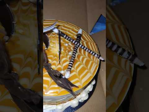 Vedansh Ko Mila Yummy Cake 😋 #shorts #vedanshshrivastav