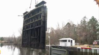 preview picture of video 'Lock gates lifted for rehabilitation'