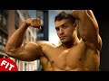 JUNIOR WORLD CHAMPION SMASHES SHOULDERS & ARMS