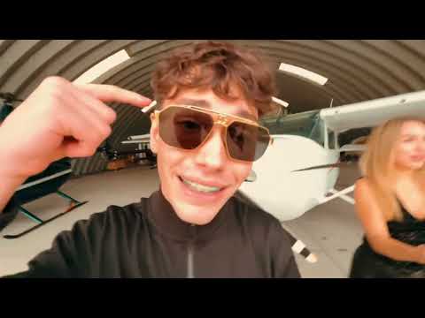 Karas, IJust, Jessy- FACETIME (prod SHYY)