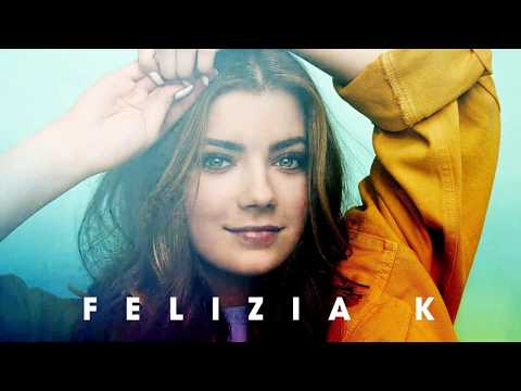download lagu mp3 mp4 Chameleon Girl, download lagu Chameleon Girl gratis, unduh video klip Chameleon Girl