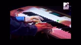 Blur - Caravan (Live on MTV, Italy 2003)