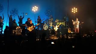 Manifiesto delirista. Love of Lesbian con la colaboración de Leiva.