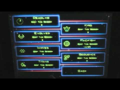 iPad/iPhone/iPod Touch Review: Geometry Wars Touch