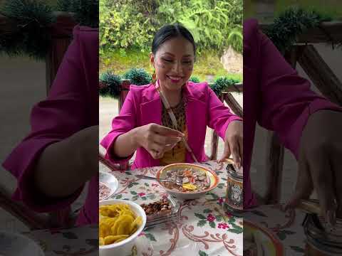 Probando el rico ceviche de hongo 😋😋#tena #napo