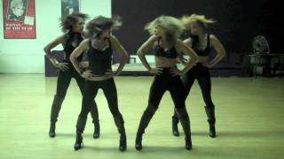 Ray J feat. Rico Love- Bananaz