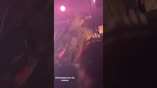 Cooliecut Performing Over The Rainbow