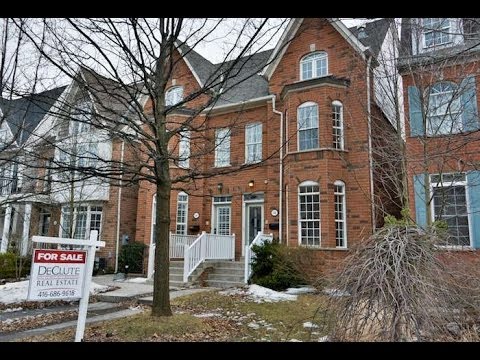 146 Boardwalk Dr, Toronto, home for sale