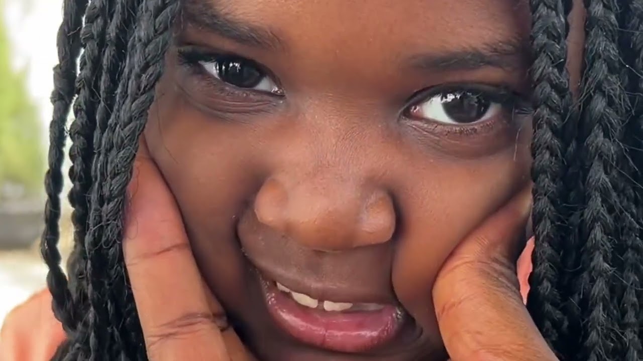 Vee's music - Afro pop  thumbnail