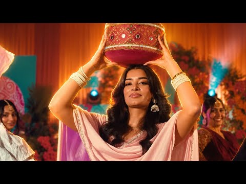 She Knows — watch video
