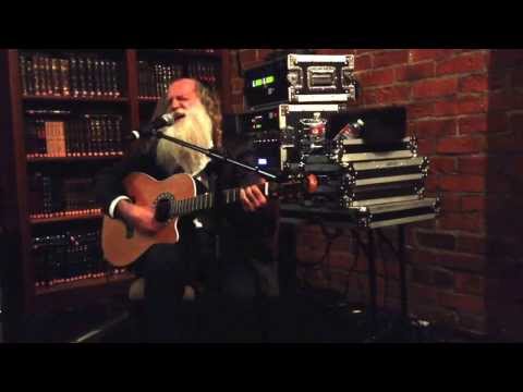 Yitzchak Fuchs "soveh" live! Crazzzzy Song!!