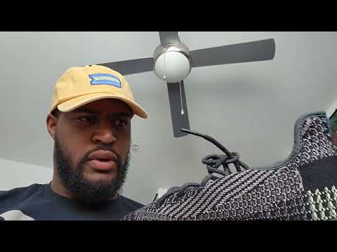 How StockX authenticates their shoes