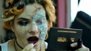 CRACKED ROSES MAKEUP