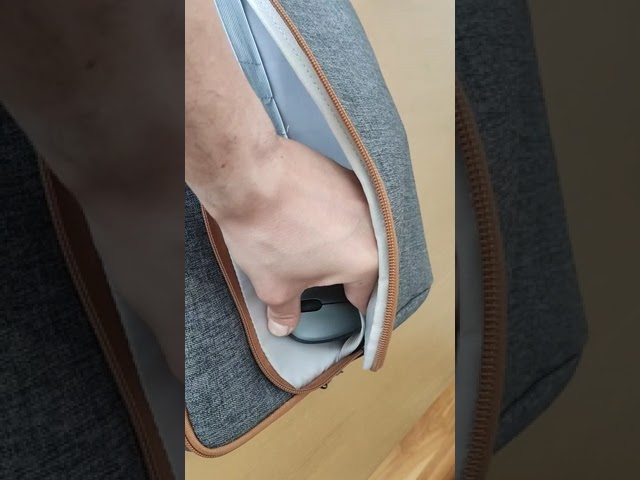 Vídeo relacionado con Funda Portatil 16 Pulgadas. Regalo Personalizado con Nombre. Funda Portatil 14 Pulgadas y 10 Pulgadas Neopreno. Apta para Ordenador 15.6 Pulgadas. Regalo Personalizado Hombre Mujer. LolaPix Graffiti