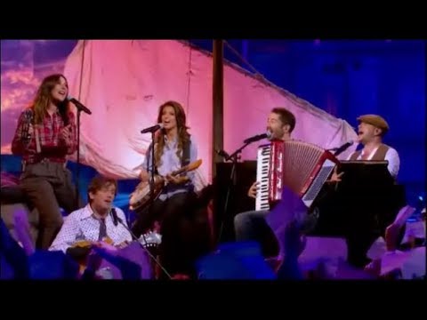 Videoclip de Ce n'est rien (Live Version) — Les Enfoirés