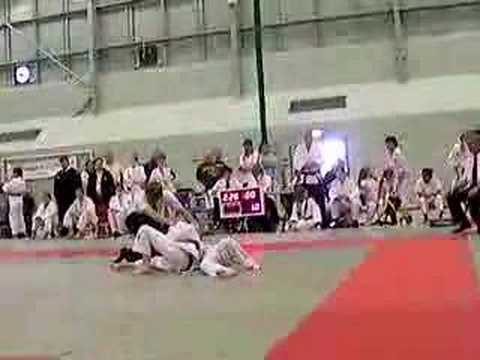 Tuesday Fight 1. Sailsbury Low Grades. June 2007