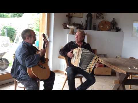 Der alte Holzknecht played by the original composers Luis and Otto