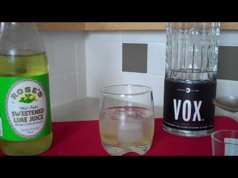 How to Make a Vodka Gimlet