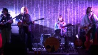 Jonny and The Moondogs, Goose step mama