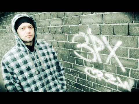 Goldbones & Dj BlesOne - Young Santa