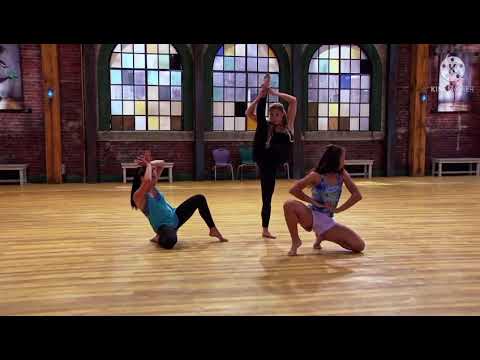 Richelle (Briar Nolet)  Jacquie (Dylan Ratzlaff)  Summer (Sage Linder) “Hotel” trio + convention S6