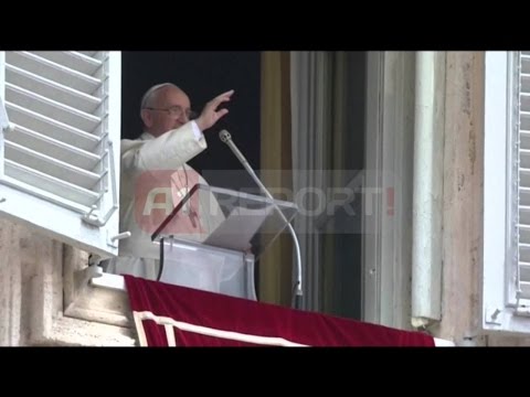 A1 Report - Brazil 2014 në "Duelin e Papëve"  Benedikti XVI "mund" Françeskun