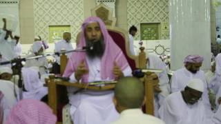 هل صلاة المرأة في الحرم أفضل أم صلاتها في الفندق ؟ image