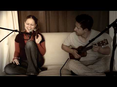 Yvi Szoncso - It ain't over 'til it's over (Lenny Kravitz - acoustic live cover)