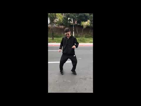 MC GW e MC KR - To Sem Dinheiro, Sem Maconha - Elas Passa eu Sarro (KR Gree Cassua) (BDZN)