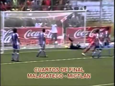 Striker   Oscar Isaula