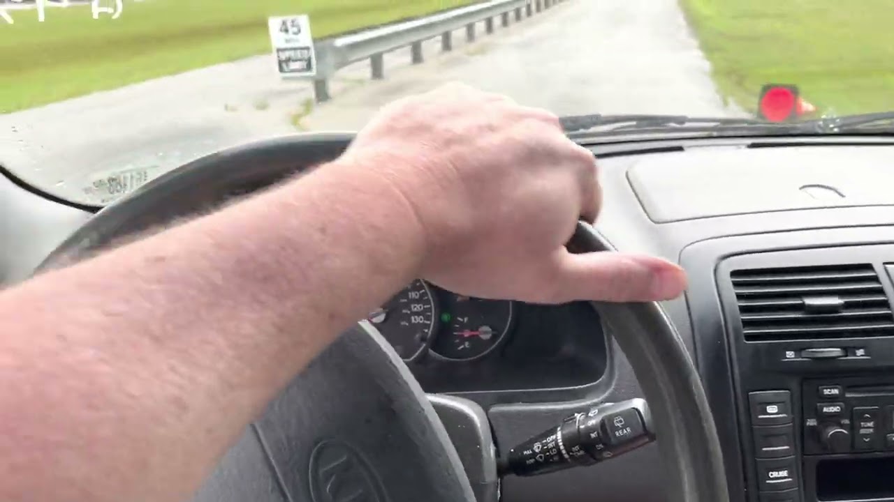 2005 Kia Sedona minivan. POV test drives Walkaround. Can't ...