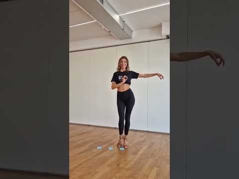 Bachata base #milano #ballare #dance #dancetutorial #dancers #showcase #dancepassion #bachata