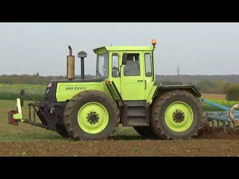 Landb. Van De Voorde - Court-Saint-Etienne - Schlüter E 7200 V en Gilles