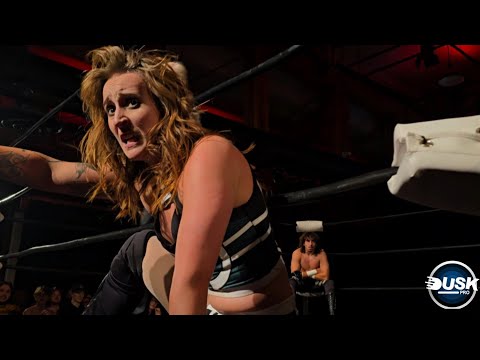 Liiza Hall vs Robert Martyr - DUSK Pro: ETERNAL