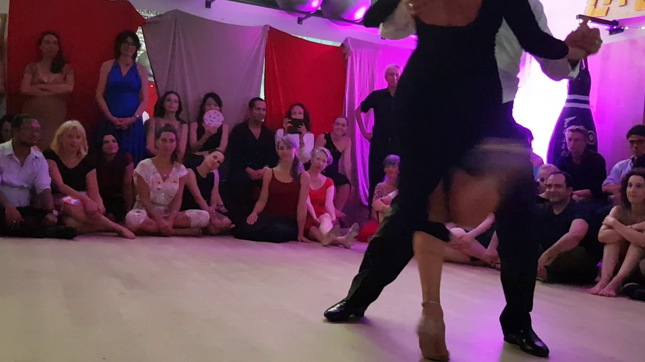 javier rodriguez y moira castellano in Paris 4