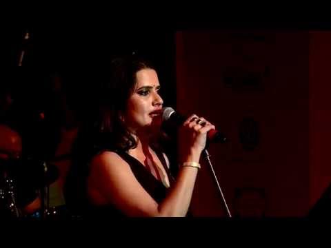 Sona Mohapatra- O Ri Chiraiya LIVE at the Literary Festival Mumbai