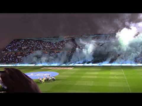 "ESPECTACULAR RECIBIMIENTO A BELGRANO VS RACING EN ALBERDI 2025." Barra: Los Piratas Celestes de Alberdi &bull; Club: Belgrano &bull; País: Argentina