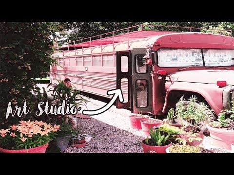 Bus Conversion Art Studio For Holli Zollinger