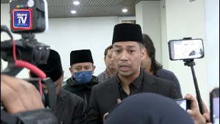 Download lagu 'Saya nak tahu lebam tu kena pukul atau tahan daripada dipukul' - Kamal Adli mp3 Download lagu 'Saya nak tahu lebam tu kena pukul atau tahan daripada dipukul' - Kamal Adli mp3