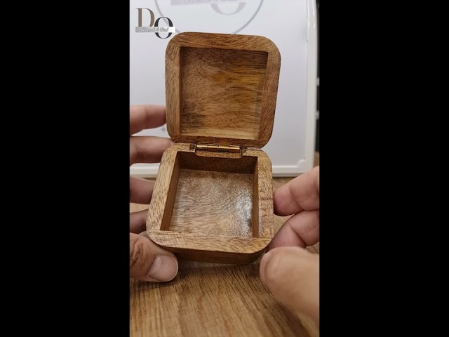 مبخرة صندوق خشبي