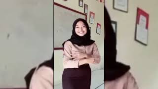 Download lagu TIKTOK VIRAL PRAMUKA || Tik tok viral Pramuka - viral di tik tok 2021 || baju Pramuka viral mp3