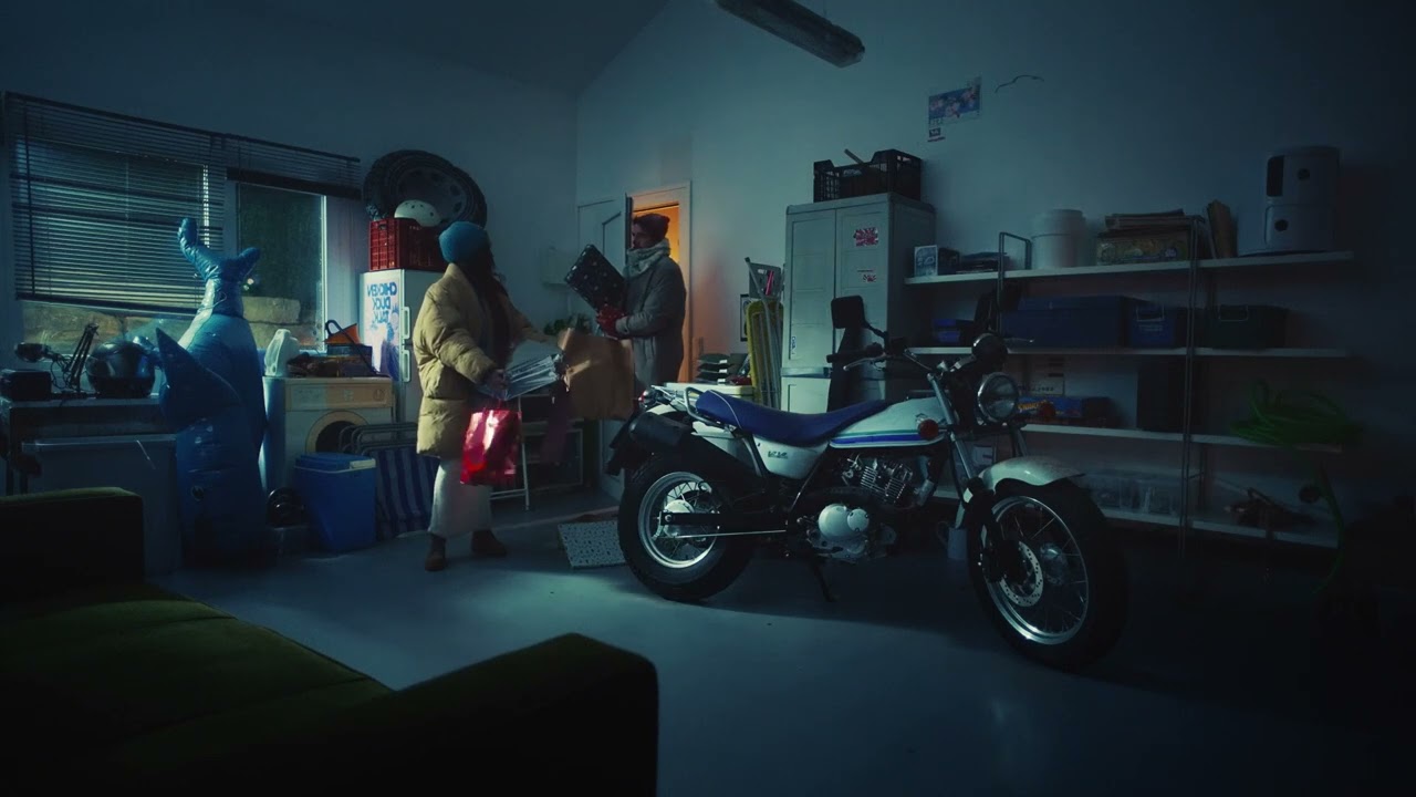 Spot Compramostumoto : Mañana la vendo 30