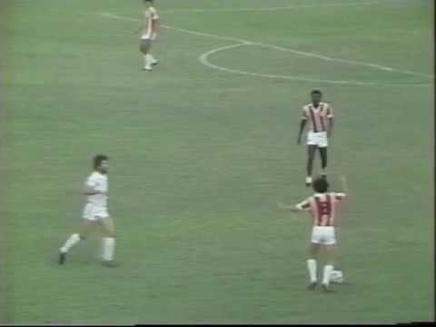 BANGU 1 x 0 fluminense - 1981 Estadual