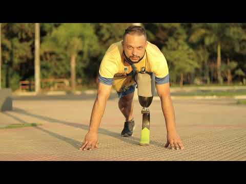 Amputados voltando a correr com próteses de corrida. Grupo FBR e Ortho Confort