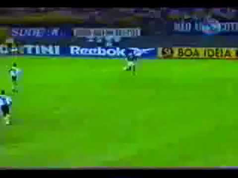 Essa torcida é de arrepiar!!