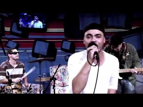 Expressão Regueira em "Pela estrada" no Estúdio Showlivre 2011