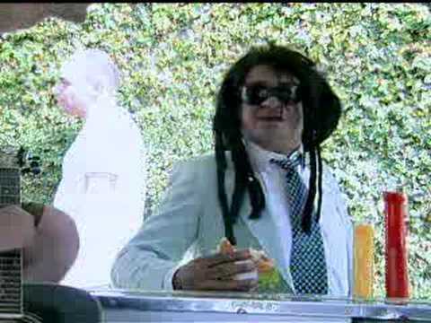 Prof. Gilmar na barraca do Rafa (É impossível comer um só)