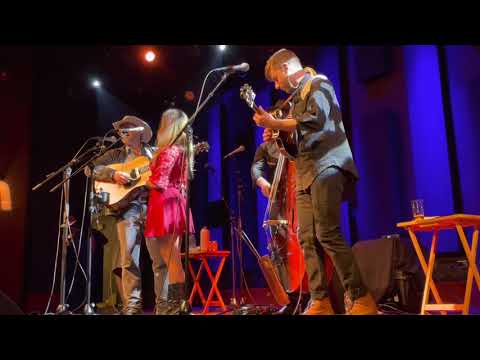 Sierra Ferrell and Timbo "Tonight the Bottle Let Me Down."