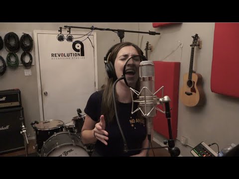 In The Studio with Valeree - Episode 1 - Masochist