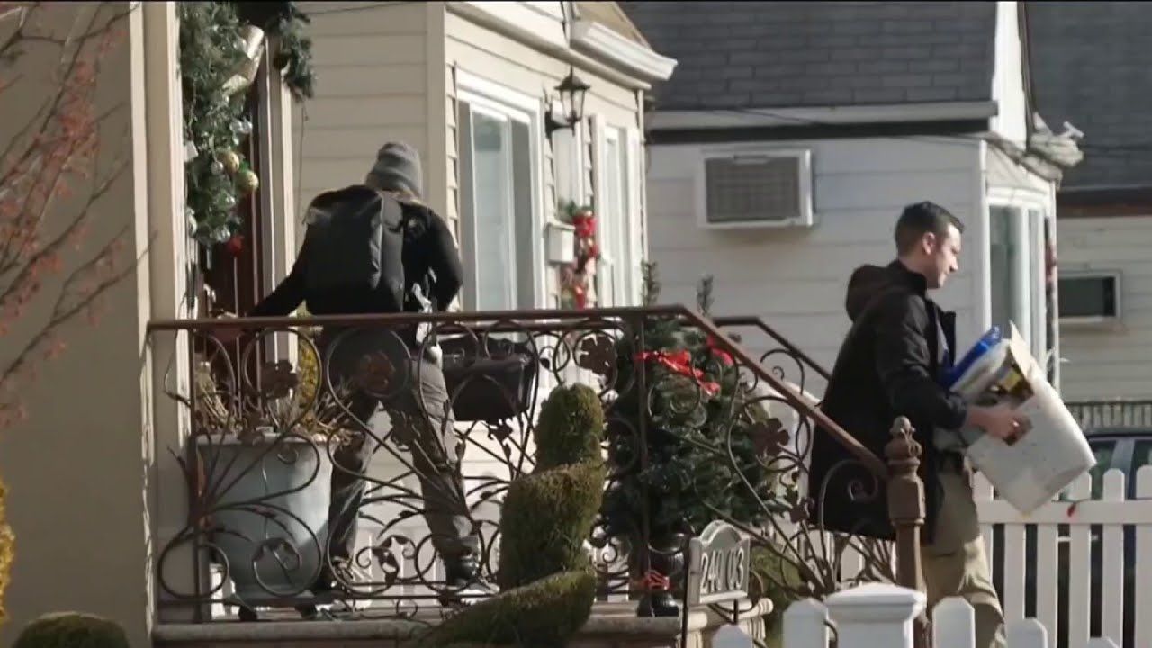 Home of former NYPD Chief Jeffrey Maddrey searched by federal agents | NBC New York